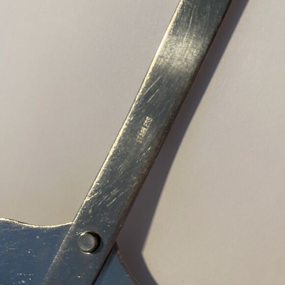 Vintage! 13" Stainless Curved Slotted Spatula Turner Red Maroon Bakelite Handle - Picture 13 of 13